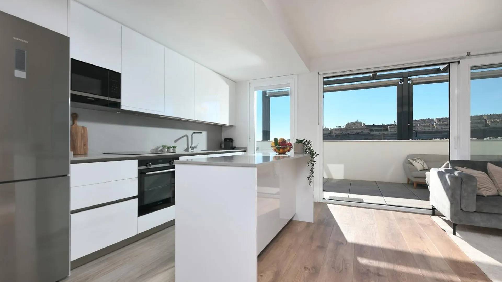 Apartamento Amazing 3 Bedroom Penthouse With Private Pool In Cala Serena - La Cala Málaga